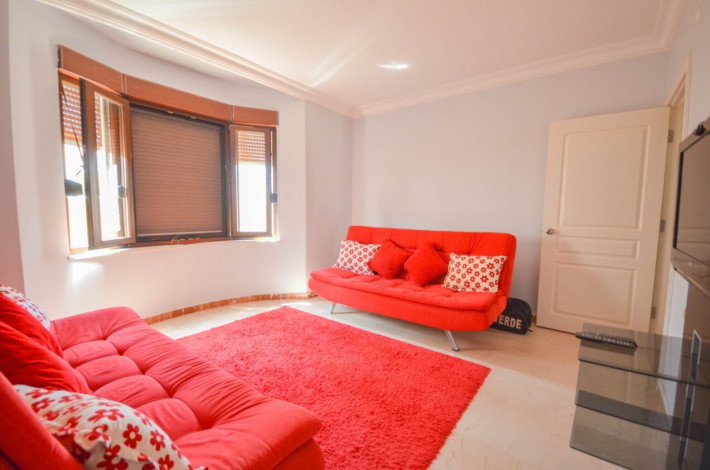 ID 1491   Просторная вилла 5+1 в районе Махмутлар, 395 м2 - Ракурс 3