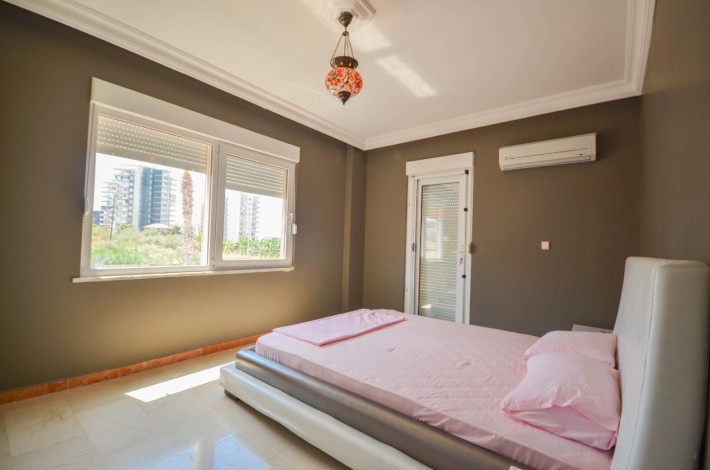 ID 1491   Просторная вилла 5+1 в районе Махмутлар, 395 м2 - Ракурс 4