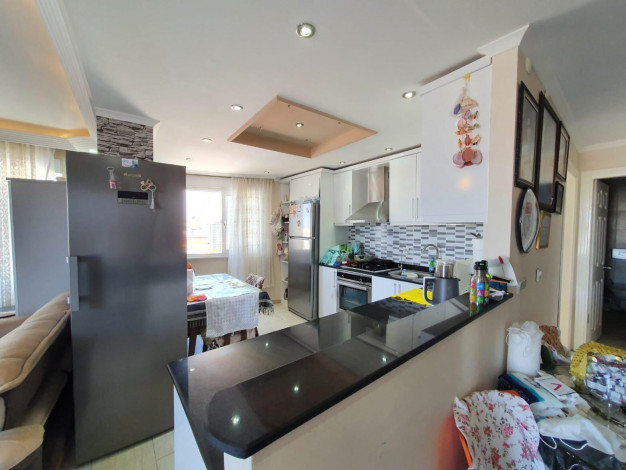 Трехкомнатная квартира в 300 метрах от пляжа в районе Махмутлар, 110 м2 - Ракурс 3