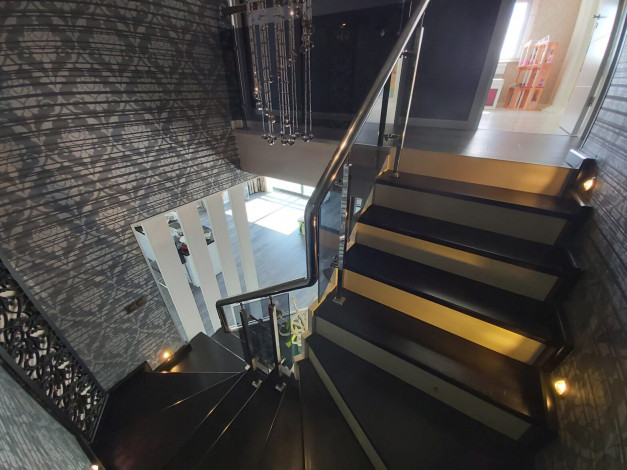 Апартаменты 3+1 в 300м от моря в районе Каргыджак,230м2 - Ракурс 6