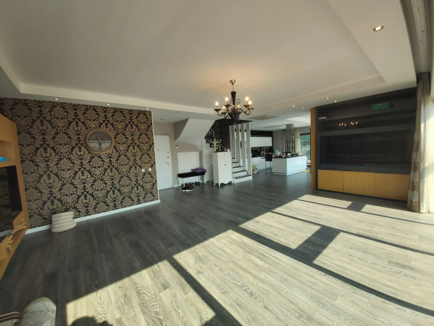 Апартаменты 3+1 в 300м от моря в районе Каргыджак,230м2 - Ракурс 10