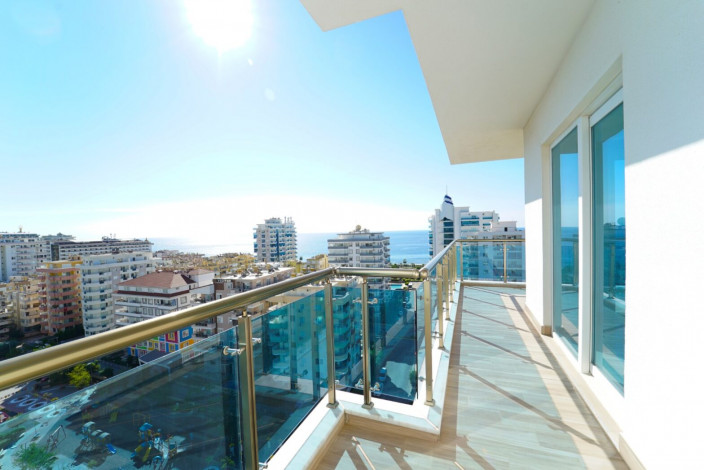 Меблированная трехкомнатная квартира с видом на море в районе Махмутлар, 120м - Ракурс 15