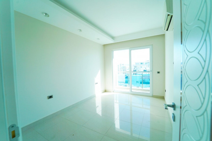 Меблированная трехкомнатная квартира с видом на море в районе Махмутлар, 120м - Ракурс 28