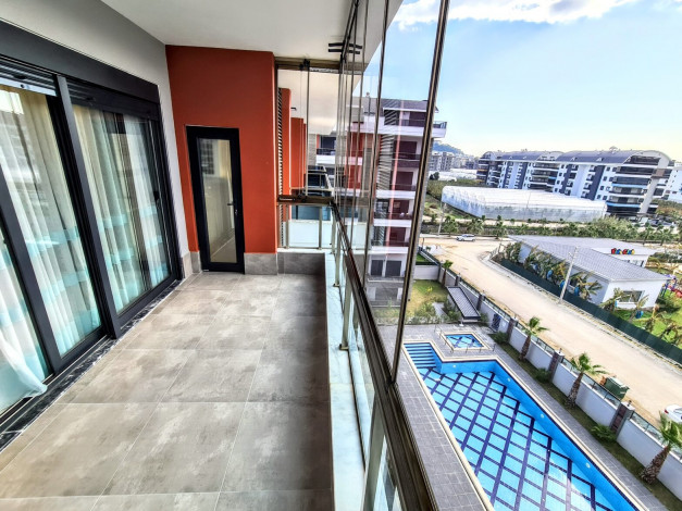 Дуплекс в жилом комплексе вблизи Средиземного моря в районе Каргыджак, 120м2 - Ракурс 16