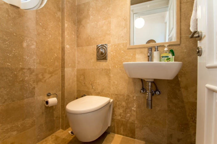 Трехэтажная меблированная вилла 4+1 в районе Конаклы, 250 м2 - Ракурс 14