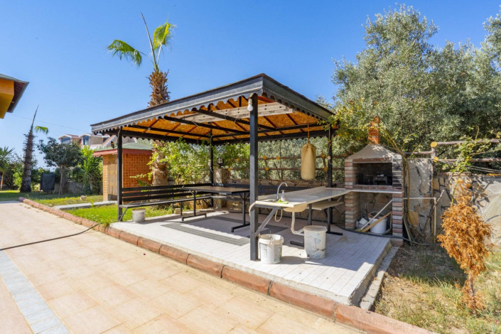 Меблированная трехуровневая вилла на продажу в Демирташ - Ракурс 2