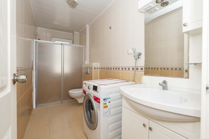 Меблированная трехуровневая вилла на продажу в Демирташ - Ракурс 12