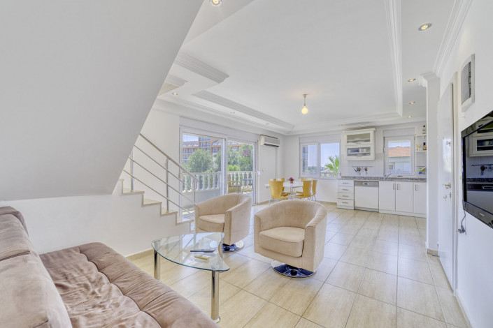 Полностью мебелированный Дуплекс 4+1 - Ракурс 2