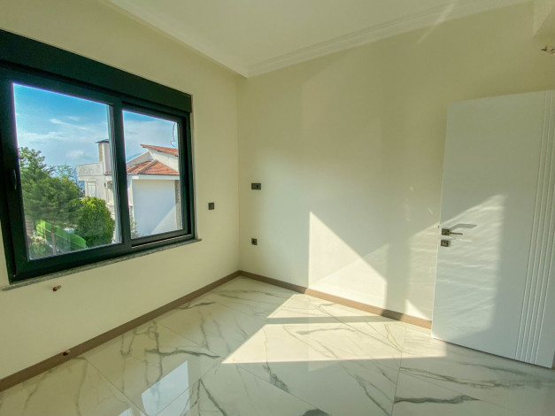 Новая пятикомнатная  вилла в районе Каргыджак, 220м - Ракурс 25