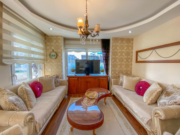 Меблированный дуплекс с видом на бассейн и горы в районе Кестель, 200м - Ракурс 4