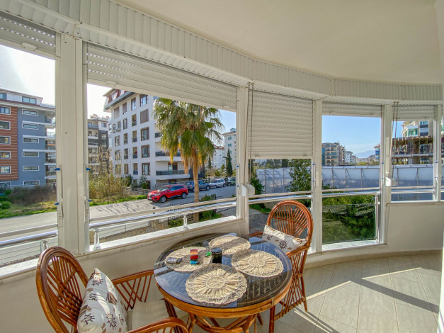 Меблированный дуплекс с видом на бассейн и горы в районе Кестель, 200м - Ракурс 5