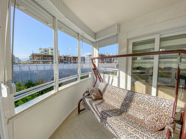 Меблированный дуплекс с видом на бассейн и горы в районе Кестель, 200м - Ракурс 6