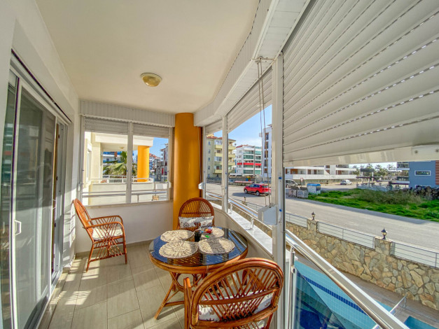 Меблированный дуплекс с видом на бассейн и горы в районе Кестель, 200м - Ракурс 7