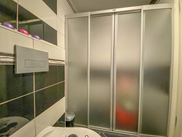 Меблированный дуплекс с видом на бассейн и горы в районе Кестель, 200м - Ракурс 18