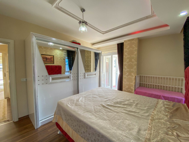 Меблированный дуплекс с видом на бассейн и горы в районе Кестель, 200м - Ракурс 23