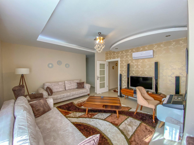 Меблированный дуплекс с видом на бассейн и горы в районе Кестель, 200м - Ракурс 30