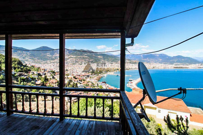 Двухуровневый дом планировки 5+1 в исторической части города Аланья - Ракурс 6