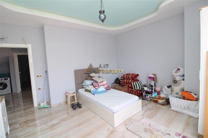 Меблированный пентхаус 3+1, 180м2 с видом на море, район Махмутлар - Ракурс 2