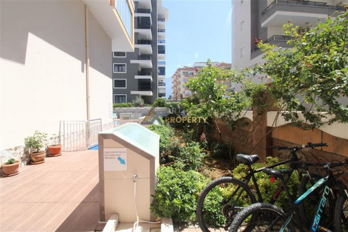 Меблированный пентхаус 3+1, 180м2 с видом на море, район Махмутлар - Ракурс 9