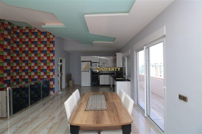 Меблированный пентхаус 3+1, 180м2 с видом на море, район Махмутлар - Ракурс 17