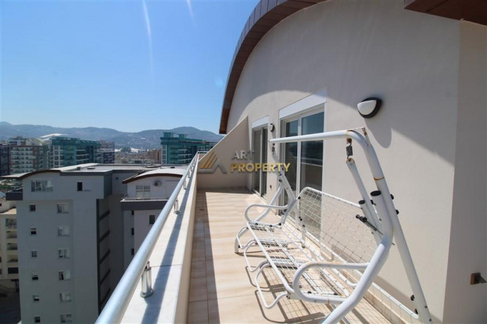 Меблированный пентхаус 3+1, 180м2 с видом на море, район Махмутлар - Ракурс 27