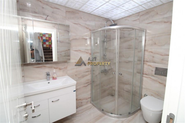 Меблированный пентхаус 3+1, 180м2 с видом на море, район Махмутлар - Ракурс 31