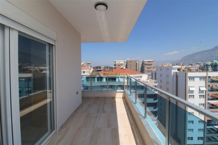 Меблированный пентхаус 3+1, 180м2 с видом на море, район Махмутлар - Ракурс 43