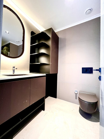 Две видовые квартиры планировки 1+1, 65м2 в премиум комплексе, район Каргыджак - Ракурс 8