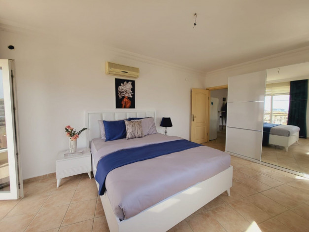 Апартаменты планировки 2+1, 115м2 с видом на Аланийскую крепость в центре города - Ракурс 20