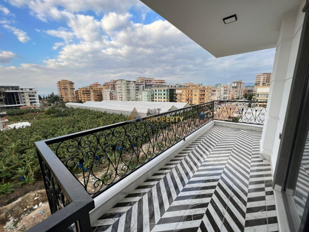 Двухэтажный пентхаус планировки 5+1, 300м2 с видом на море в районе Авсаллар - Ракурс 34