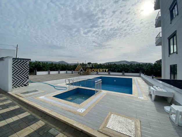 Двухэтажный пентхаус планировки 5+1, 300м2 с видом на море в районе Авсаллар - Ракурс 38