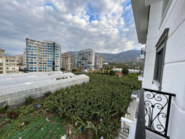 Две видовые квартиры планировки 1+1 в новом жилом комплексе в районе Каргыджак - Ракурс 17