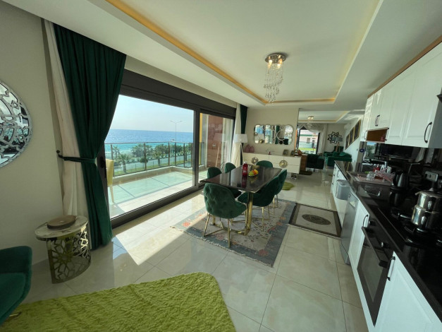 Просторная видовая квартира планировки 2+1, 160м2 на первой береговой линии в районе Махмутлар - Ракурс 47