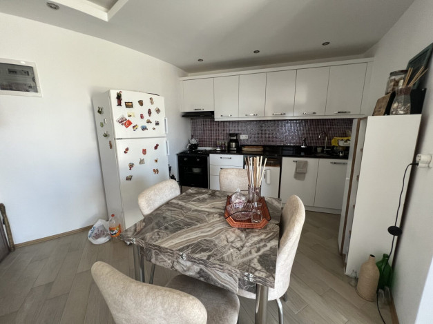 Двухуровневый уютный пентхаус 2+2, 300м2 с видом на море в районе Кестель - Ракурс 4