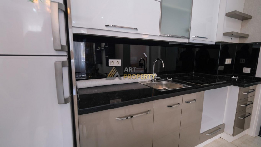 Отличная меблированная квартира планировки 1+1, 48м2 в центральной части города Аланья - Ракурс 10