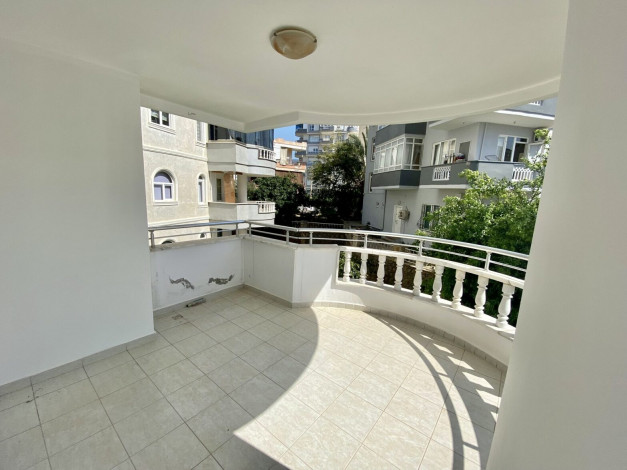 Апартаменты планировки 2+1, 90м2 в шаговой доступности от моря, район Тосмур - Ракурс 15