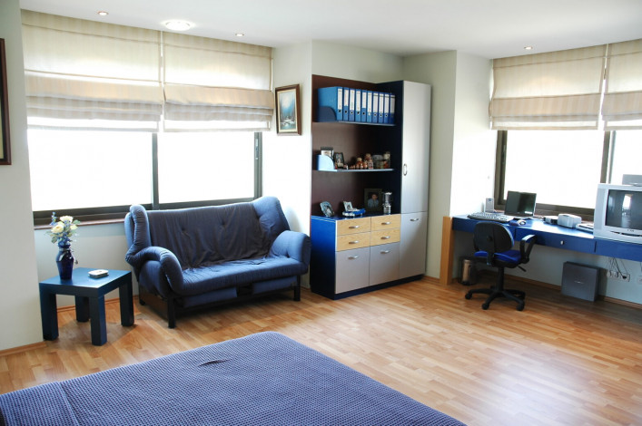 Просторная вилла с видом на Средиземное море и собственным садом в районе Кестель - Ракурс 43