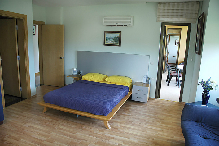 Просторная вилла с видом на Средиземное море и собственным садом в районе Кестель - Ракурс 45