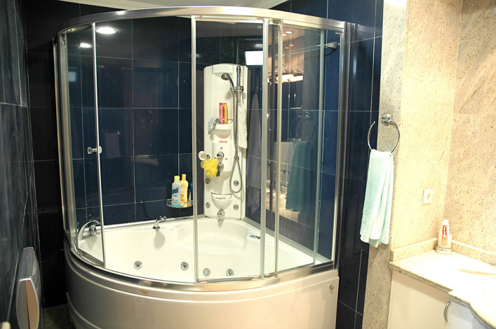 Просторная вилла с видом на Средиземное море и собственным садом в районе Кестель - Ракурс 71