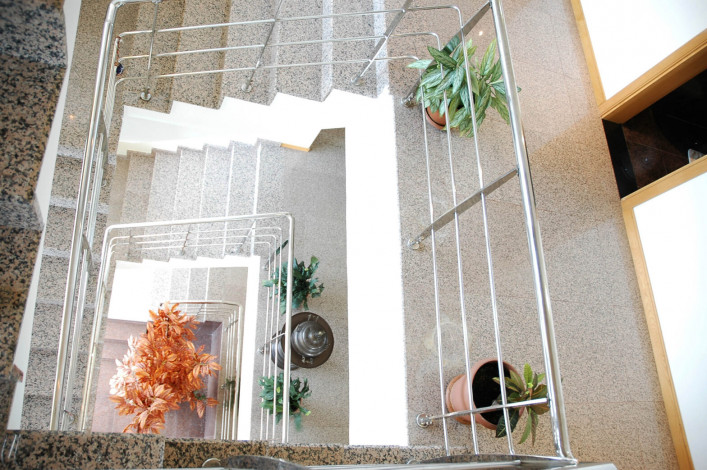 Просторная вилла с видом на Средиземное море и собственным садом в районе Кестель - Ракурс 72