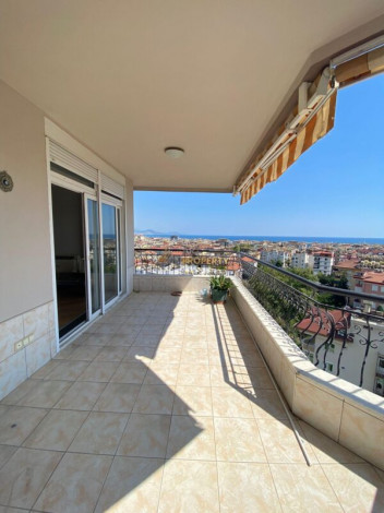 Просторные апартаменты планировки 4+1, 270м2 с видом на Средиземное море в центре Алании - Ракурс 12