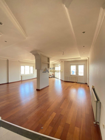 Просторные апартаменты планировки 4+1, 270м2 с видом на Средиземное море в центре Алании - Ракурс 14