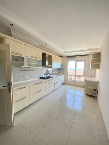 Просторные апартаменты планировки 4+1, 270м2 с видом на Средиземное море в центре Алании - Ракурс 26