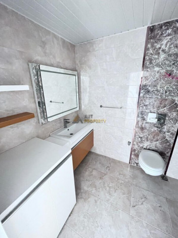 Меблированная квартира планировки 1+1, 70м2 с видом на историческое наследие и Средиземное море, Махмутлар - Ракурс 2