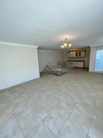 Видовой пентхаус планировки 4+2, 220м2 с отдельной кухней в районе Махмутлар - Ракурс 26