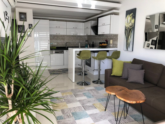 Меблированная квартира планировки 1+1, 60м2 в шаговой доступности до пляжа Клеопатра - Ракурс 20