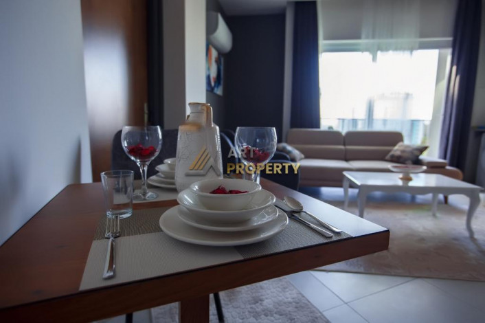 Меблированная квартира 1+1 по привлекательной цене рядом с морем в районе Махмутлар, 50 м2 - Ракурс 6