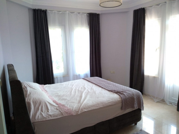 Вилла планировки 3+1, 220м2 с потрясающими видовыми характеристиками в районе Каргыджак - Ракурс 39