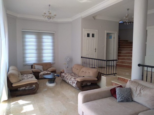 Вилла планировки 3+1, 220м2 с потрясающими видовыми характеристиками в районе Каргыджак - Ракурс 49