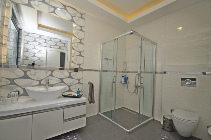 Роскошный пентхаус 3+1, 217м2 с панорамным видом в комплексе премиум класса, район Каргыджак - Ракурс 3